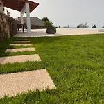 Nocashouse Lousa Holiday home *