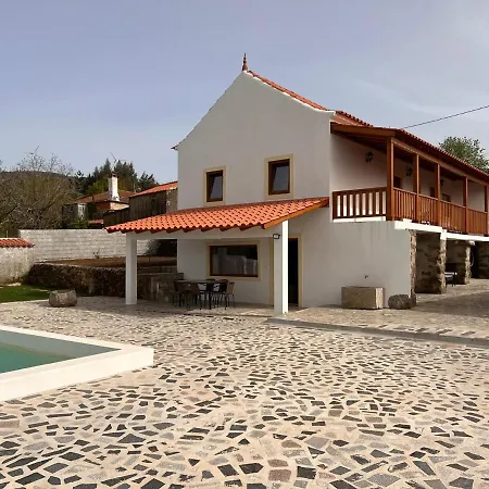Nocashouse Lousa Holiday home *