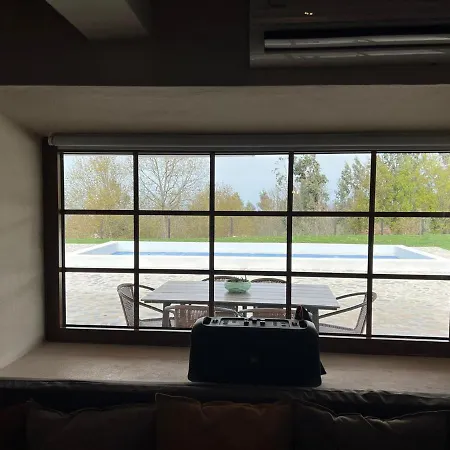 Nocashouse Lousa Ferienhaus *